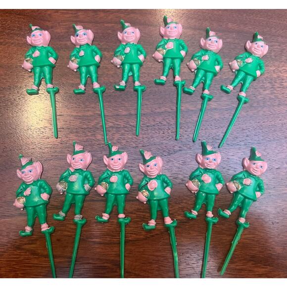 Vintage Leprechaun Elf Pixie St Patricks Day Cup Cake topper China Set Of 12 - Picture 2 of 4